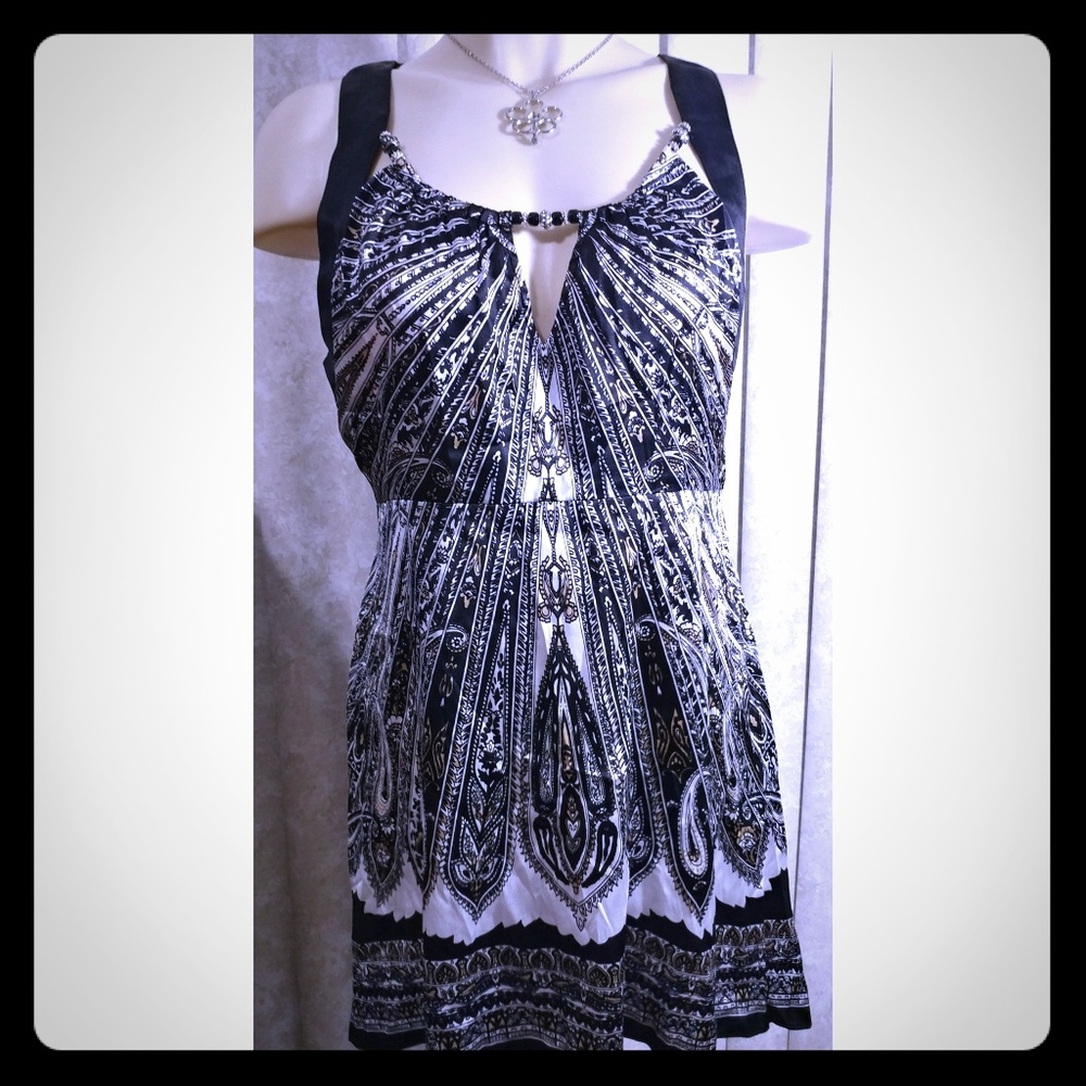 New Cache Silk Black & White Sleeveless Top Medium